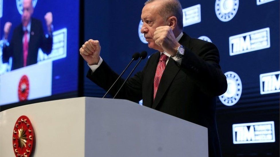 Reuters إردوغان قال لرجال وسيدات الأعمال إن تركيا تجني ثمار سياساتها