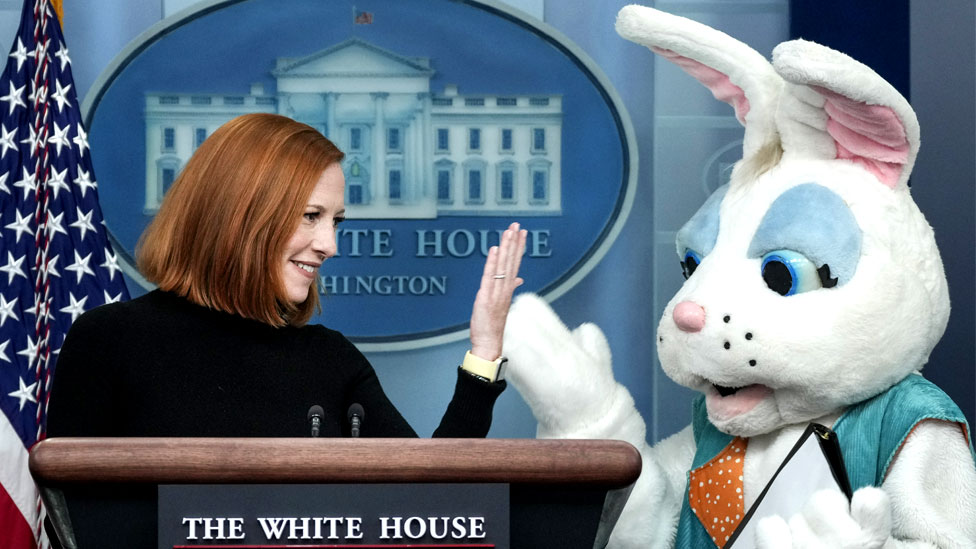 أرنب في البيت الأبيض ووجبات سحور في إدلب