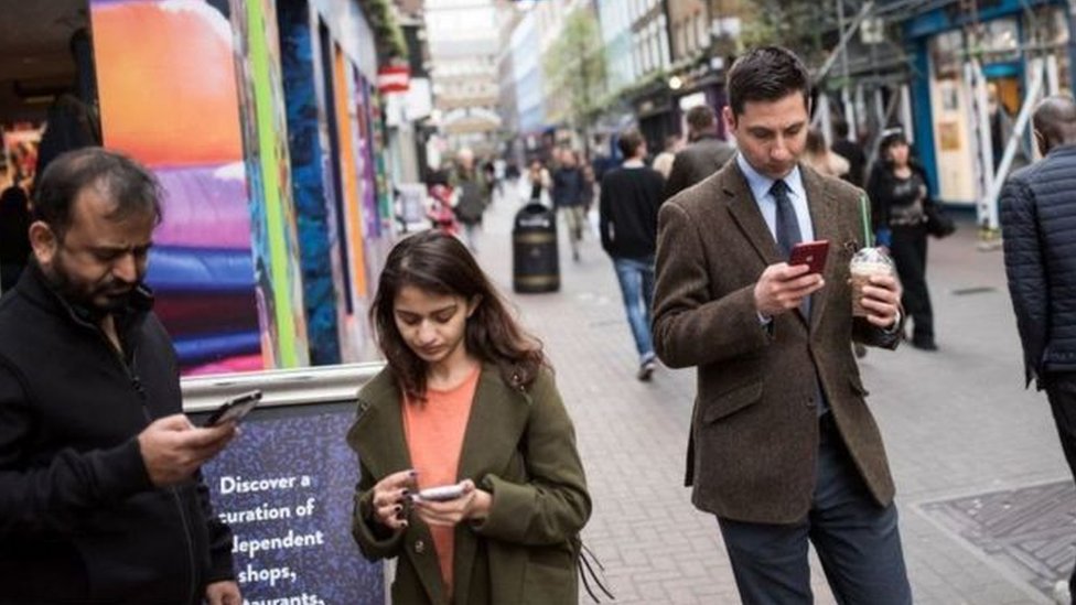 اشتكت أكثر من جهة سياسية في إسبانيا من القرصنة