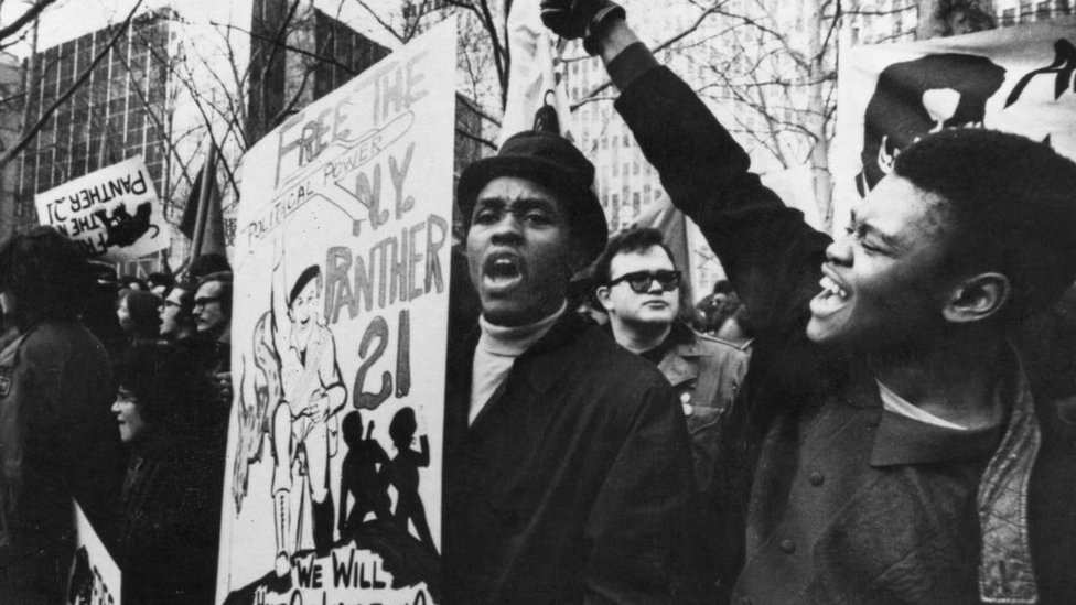Getty Images متظاهرون من حزب الفهود السود في مسيرة في مدينة نيويورك عام 1971