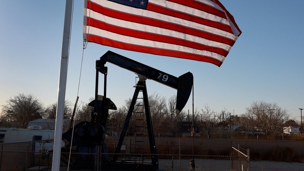 Getty Images تشهد أسعار التكلفة ارتفاعا هائلا مع ازدياد الطلب على النفط والغاز بسرعة أكبر من سرعة زيادة الإنتاج