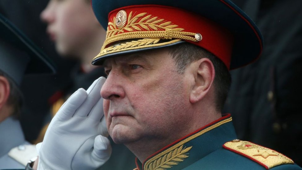 روسيا وأوكرانيا: بوتين يقيل نائب وزير الدفاع وسط تعثر وصول الإمدادات للجيش الروسي