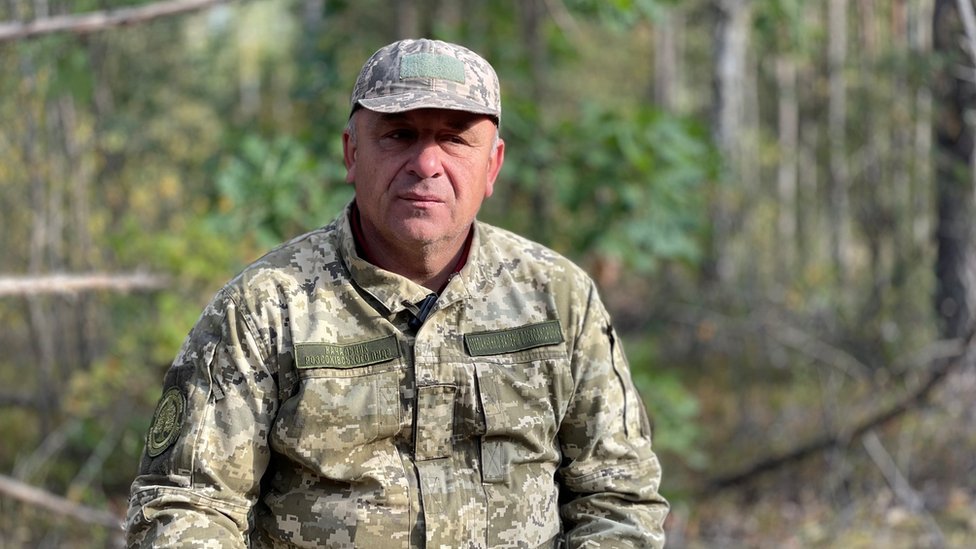 BBC فاليري ستيبانينكو أولكساندروفيتش حارس غابة في محمية دريفليانسكي الطبيعية في أوكرانيا