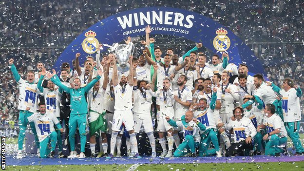 Getty Images للمرة الرابعة في ستة مواسم سيواجه ريال مدريد ليفربول في دور الـ16 لدوري أبطال أوروبا