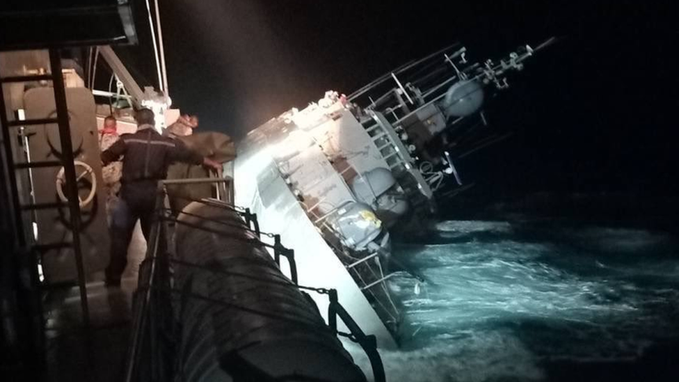 غرق سفينة حربية تايلاندية و31 بحارا في عداد المفقودين
