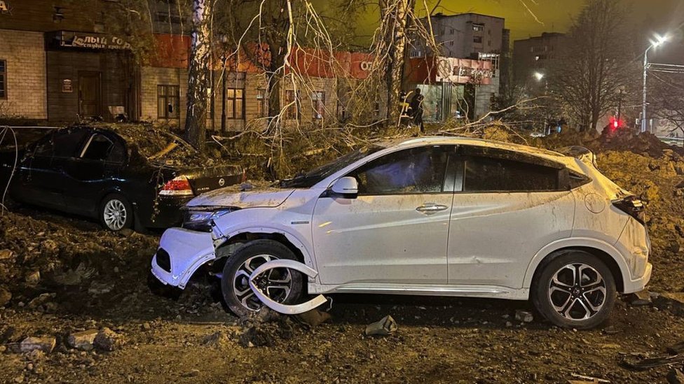 Getty Images أصيبت امرأتان بجروح وتضررت عدة مبان نتيجة الغارة الخاطئة