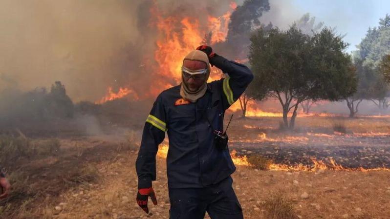 هل تقترب الأرض من حالة سخونة تجعلها غير صالحة للعيش؟