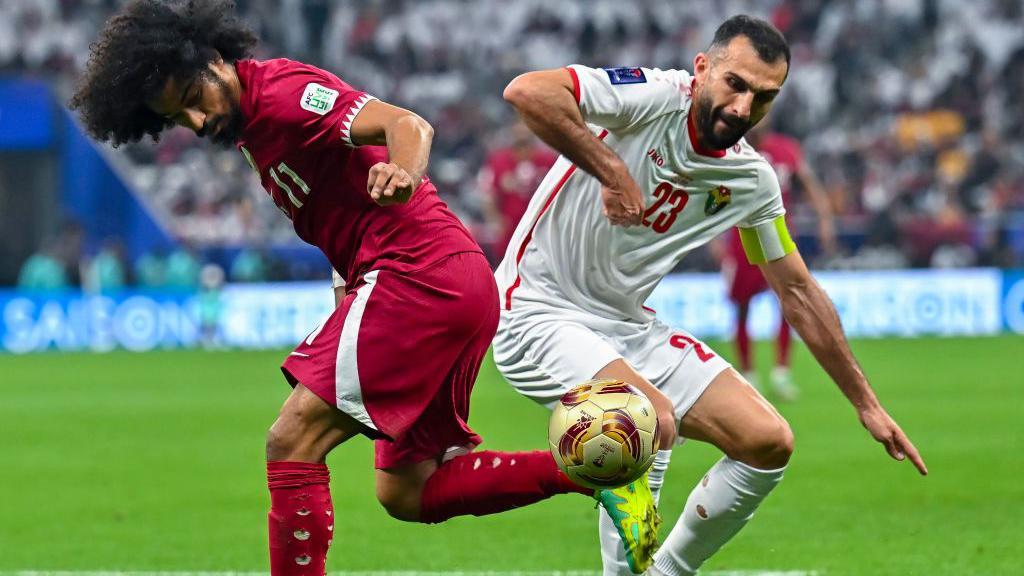 قطر تُتوج للمرة الثانية على التوالي بلقب أبطال آسيا بعد تسجيلها 3 أهداف مقابل هدف للمنتخب الأردني