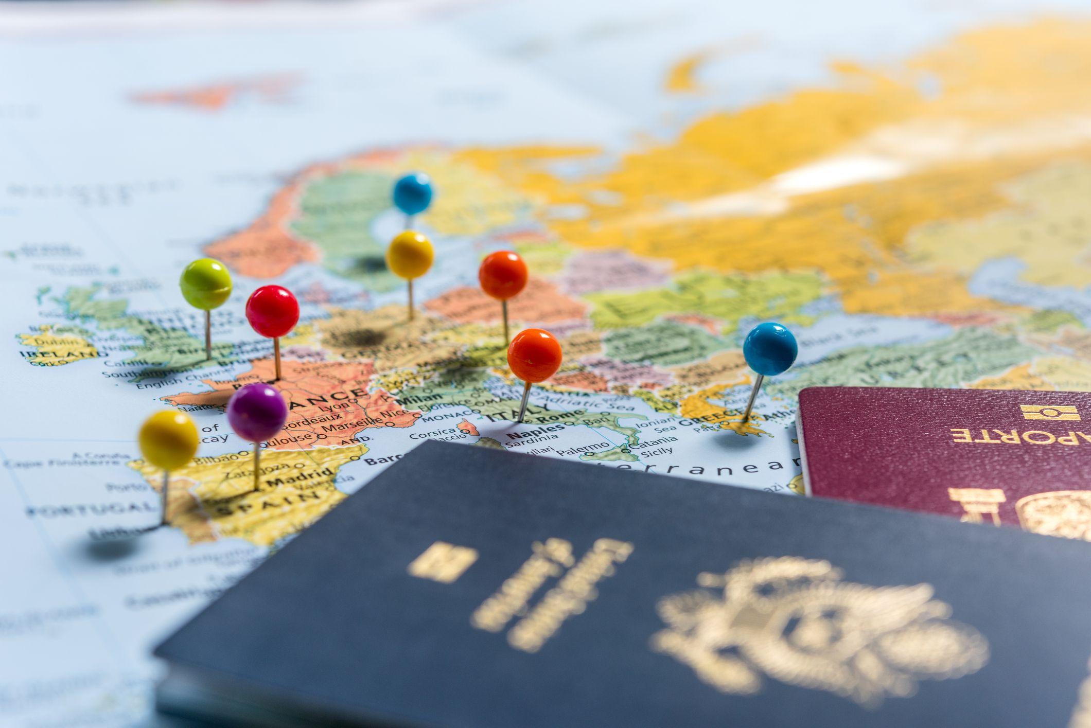التأشيرات الذهبية وجوازات السفر تحظى بشعبية في أوساط الأفراد الأثرياء