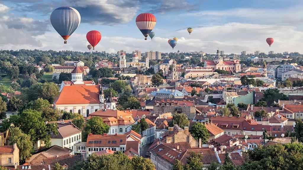تحتل ليتوانيا المرتبة 19 في تقرير السعادة العالمي لعام 2024