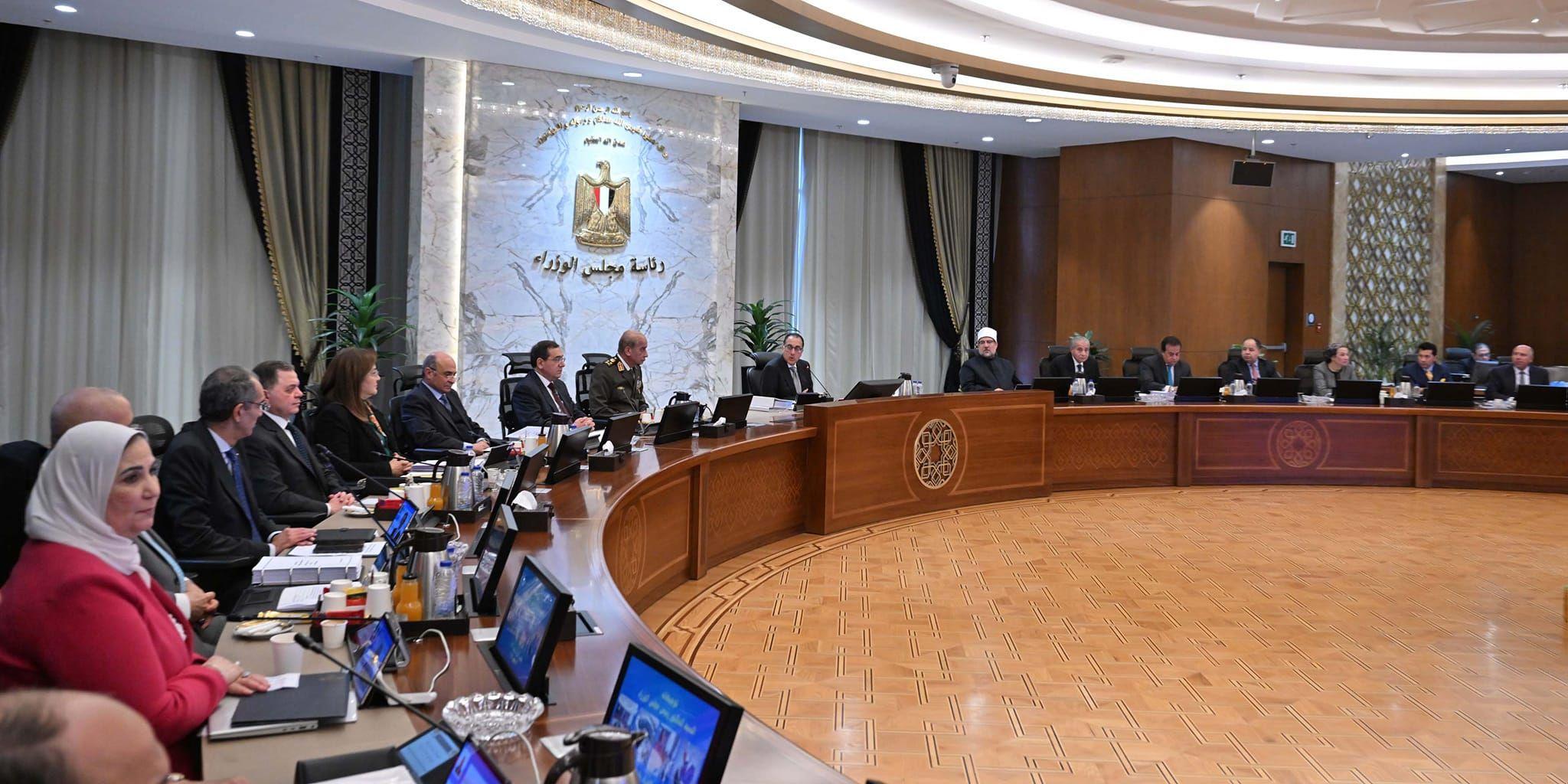 الصفحة الرسمية لمجلس الوزراء المصري على فيسبوك اجتماع حكومة مدبولي المستقيلة  