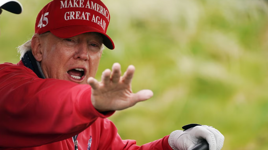 الرئيس الأمريكي دونالد ترامب - PA Media