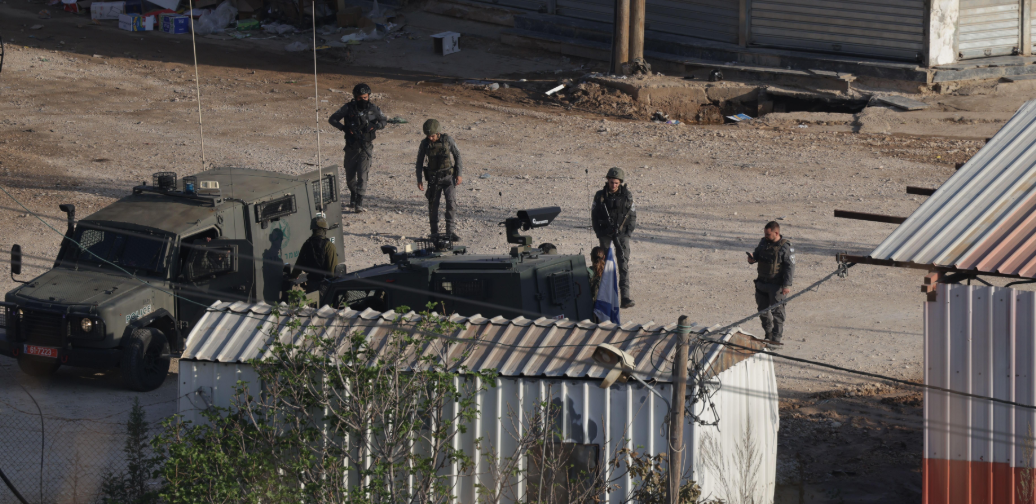 الجيش الإسرائيلي يواصل عملييه العسكرية في طوباس شمال الضفة الغربية لليوم الرابع على التوالي - Reuters
