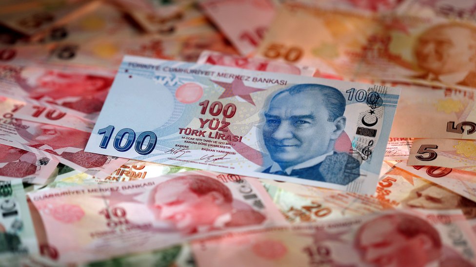 البنك المركزي التركي يتحدى أردوغان