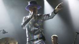 المغني غورد داوني يودع جمهوره بعد إصابة بالسرطان في كندا