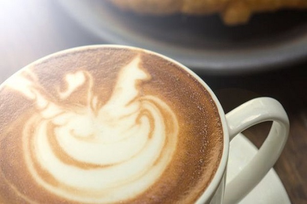 الرياضيات تكشف طريقة لصنع فنجان قهوة مثالي