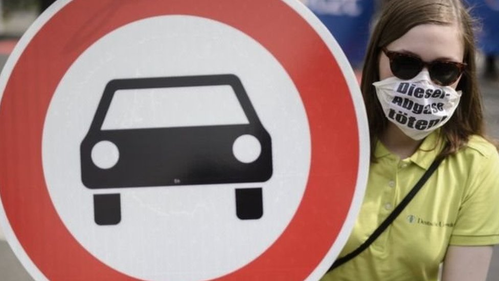 الشركات الألمانية تعرضت لفضيحة مدمرة بسبب الغش في اختبارات عوادم السيارات