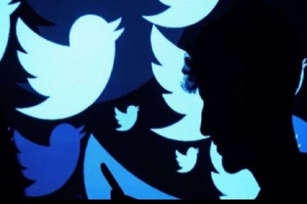 تويتر يطالب جميع مستخدميه بتغيير كلمة المرور بعد اكتشاف خلل فني
