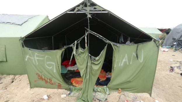 مطالبات فرنسية لبريطانيا باستقبال القاصرين من مخيم 