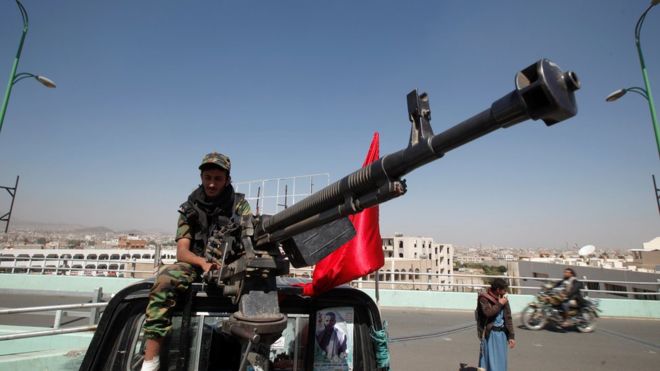 صحف عربية: غضب بعد تقارير عن استهداف الحوثيين مكة بصاروخ باليستي