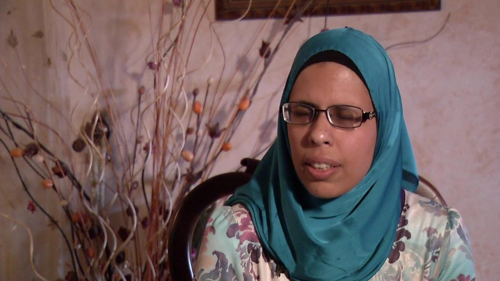 شابة أردنية فقدت البصر تنشئ أوركستورا للمكفوفين
