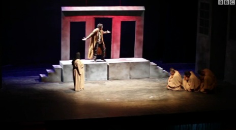 مهرجان الدوحة للمسرح...إشادة بالتنوع وشكوى من مشاكل تنظيمية