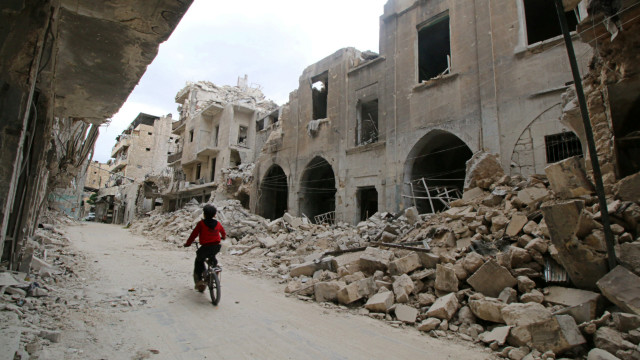 التايمز: طريق جهنم بين طرفي حلب