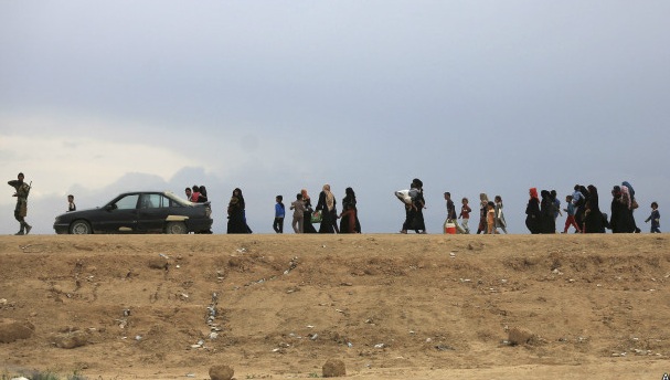هجوم مباغت لتنظيم الدولة الإسلامية على مدينة هيت غربي العراق