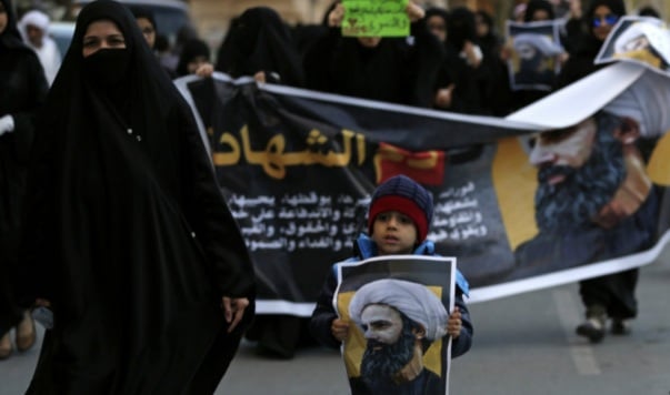 البحرين تعتقل ثمانية 