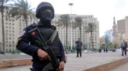 التلغراف: إغلاق مجمع التحرير قلب البيروقراطية المصرية