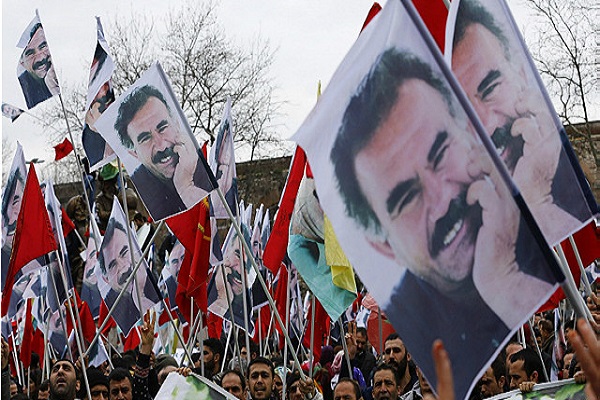 لا يزال عبد الله أوجلان الذي أسس حزب العمال الكردستاني يحظى بشعبية واسعة رغم سجنه منذ عام 1999