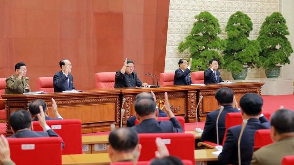 جلسة الحزب الشيوعي في كوريا الشمالية