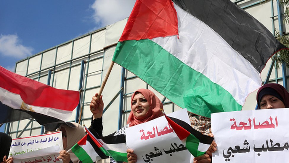 حماس: المصالحة مع فتح 