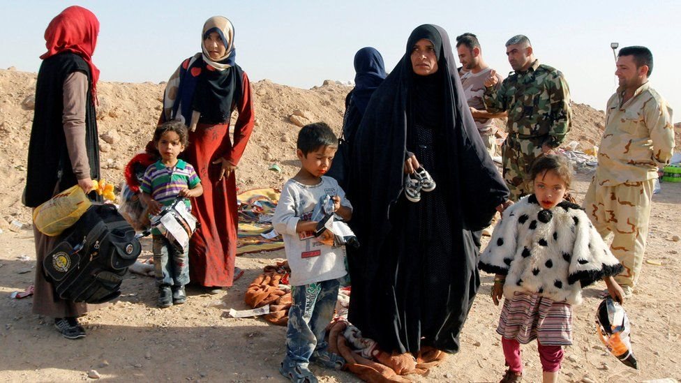 المعركة الأخيرة في الحويجة تسببت في موجة جديدة من نزوح المدنيين العراقيين