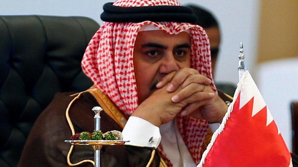 وزير خارجية البحرين لا يرى بأسا في خروج قطر من المجلس