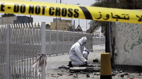 مقتل شرطي وإصابة آخرين في هجوم بقنبلة في البحرين