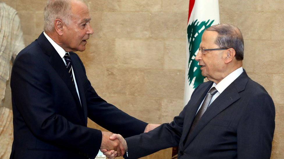 عون يرفض الإيحاء بأن الحكومة اللبنانية 