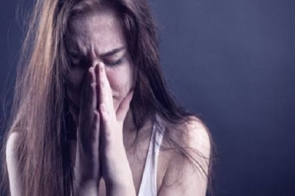 العنف الأسري يطال 10 في المئة من الفتيات في انجلترا وويلز