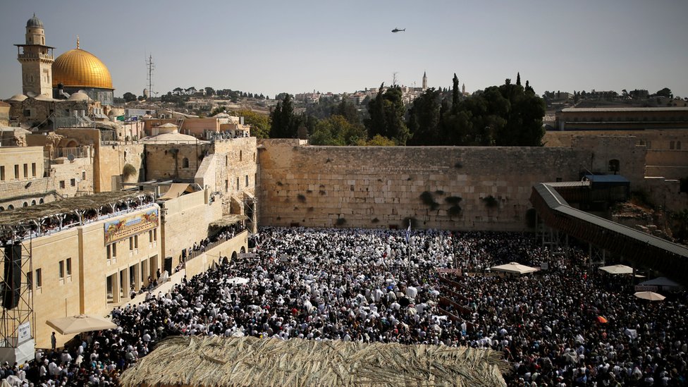 صحف عربية تدين سياسة ترامب حيال القدس