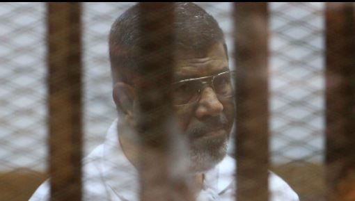 جامعة القاهرة تفصل 5 أساتذة بينهم مستشارة مرسي السابقة