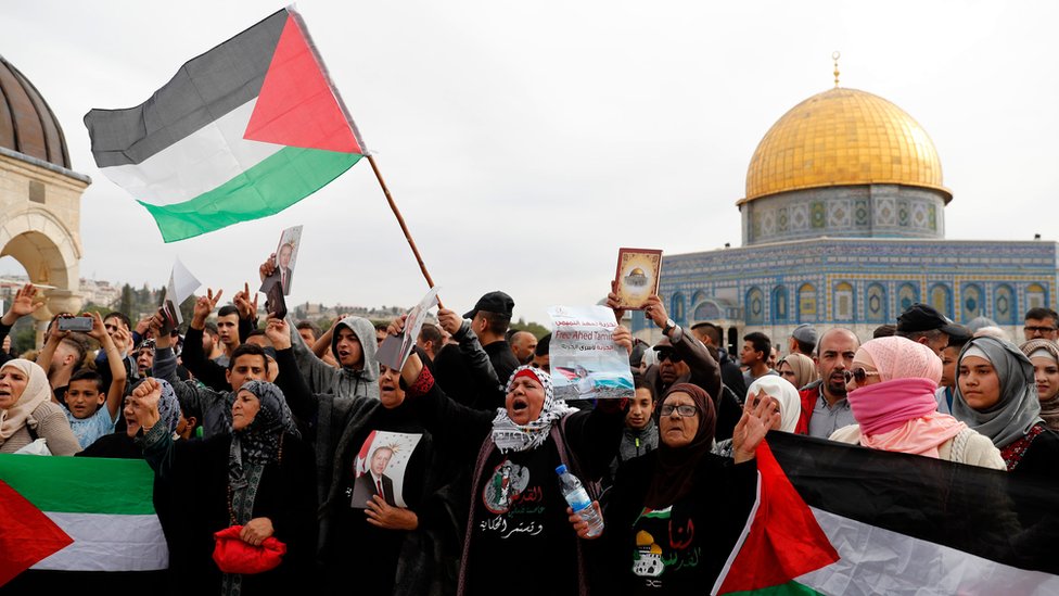 الغارديان: بعد مناورة ترامب حول القدس يجب أن يعترف العالم بالدولة الفلسطينية