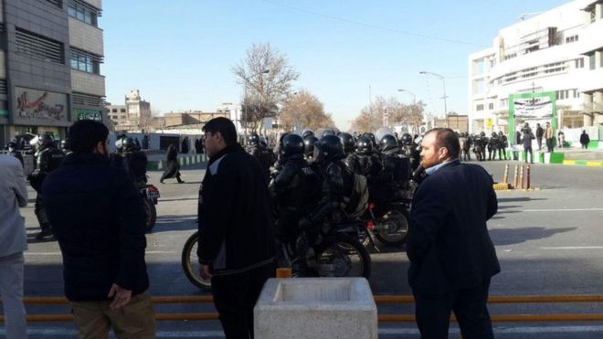 واشنطن تدين اعتقال المتظاهرين في إيران