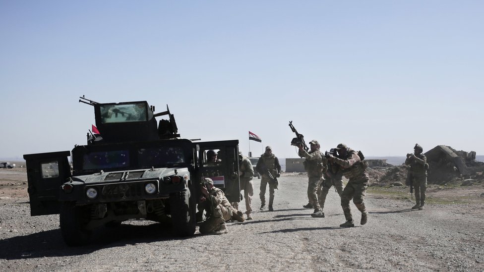 صحف عربية تبرز استئناف عملية استعادة غرب الموصل