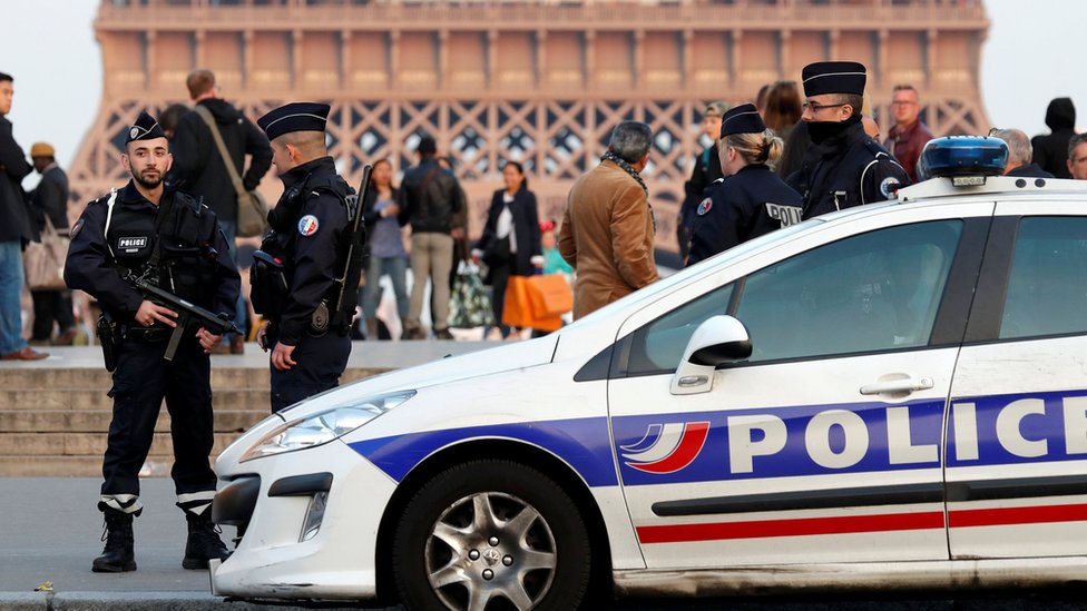 انتشار واسع لقوات الأمن الفرنسية في باريس بعد الهجوم