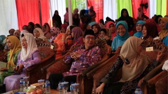 فتوى دينية في إندونيسيا ضد زواج القاصرات