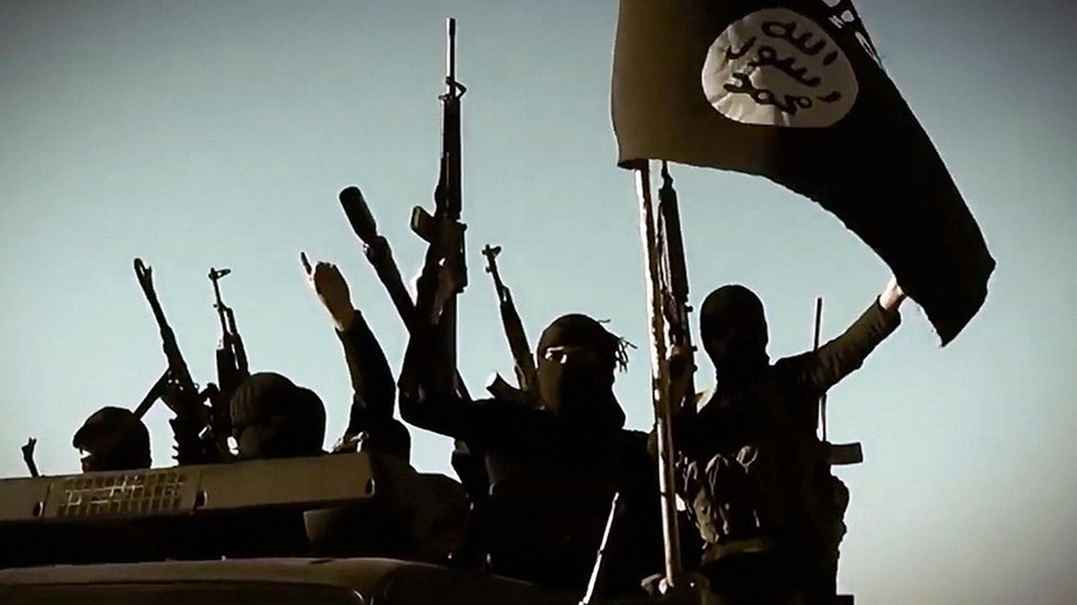 قالت الغارديان إن العشرات من مقاتلي تنظيم الدولة الإسلامية غادروا التنظيم