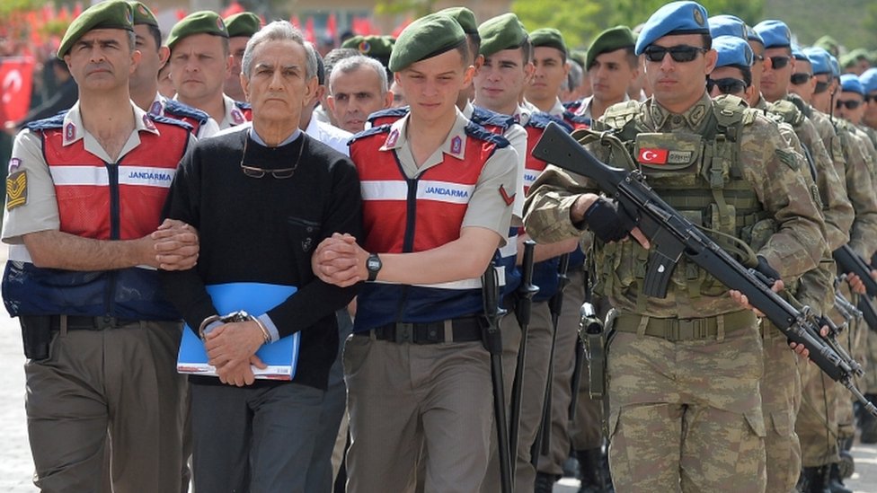 محاكمة ضباط كبار في الجيش التركي يشتبه بمشاركتهم في محاولة الانقلاب الفاشلة