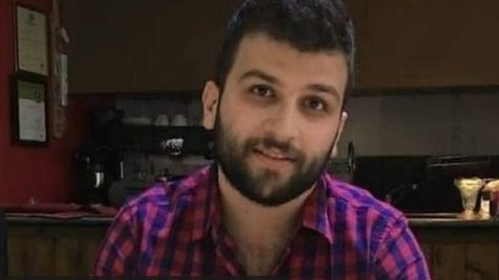 عائلة محمد الحاج علي ستدخل بريطانيا قادمة من سوريا لحضور جنازته