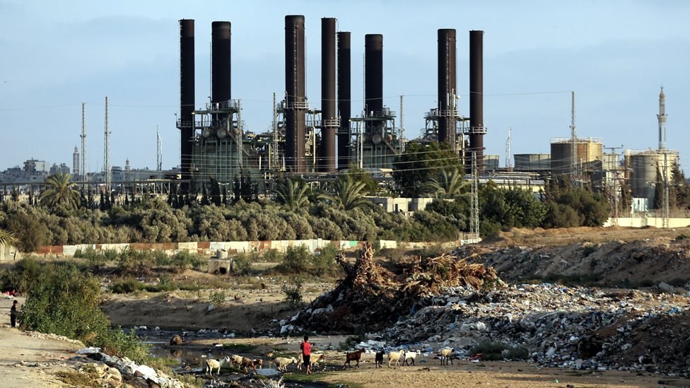 حركة حماس: قرار إسرائيل تقليص كهرباء غزة يسرع في تدهور الأوضاع