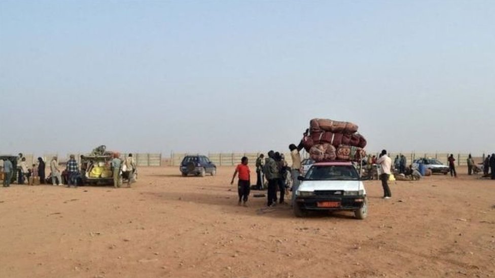 هلاك 52 مهاجرا في صحراء النيجر